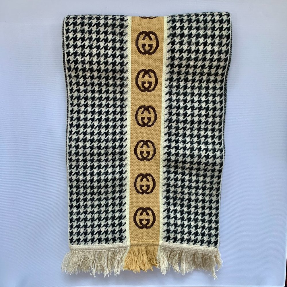 Gucci Interlocking Gg Houndstooth Wool Scarf Blac… - image 1